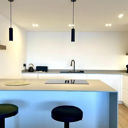 Apartamento Duplex Frente Al Mar, Piscina Panoramica, Dos Pkg *